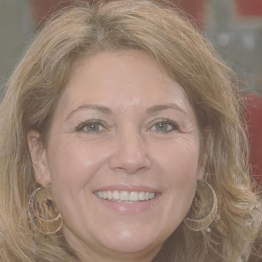 Miranda Holloway - Senior Portfolio Strategist